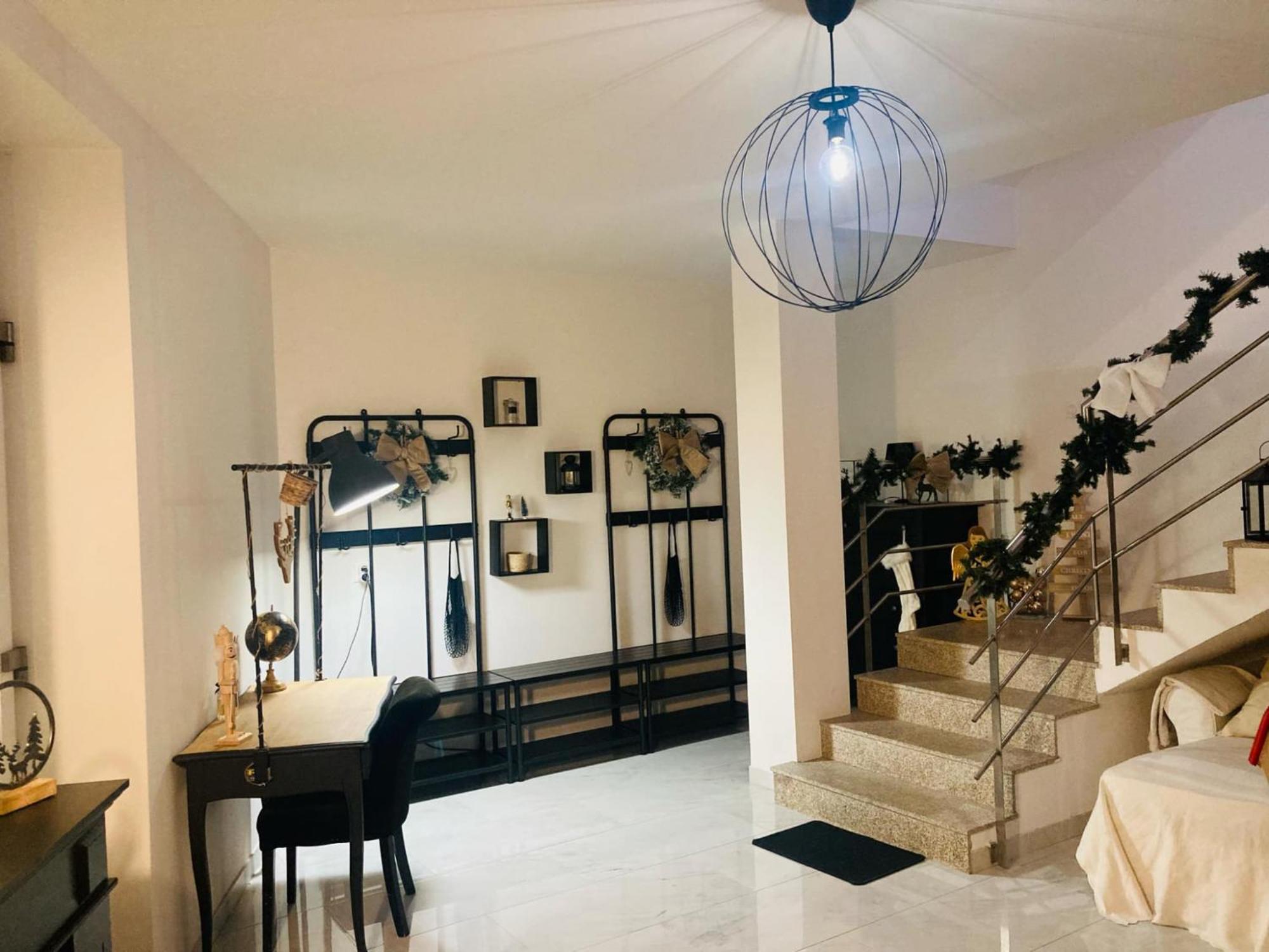 C'est Maison Bleue Apartment